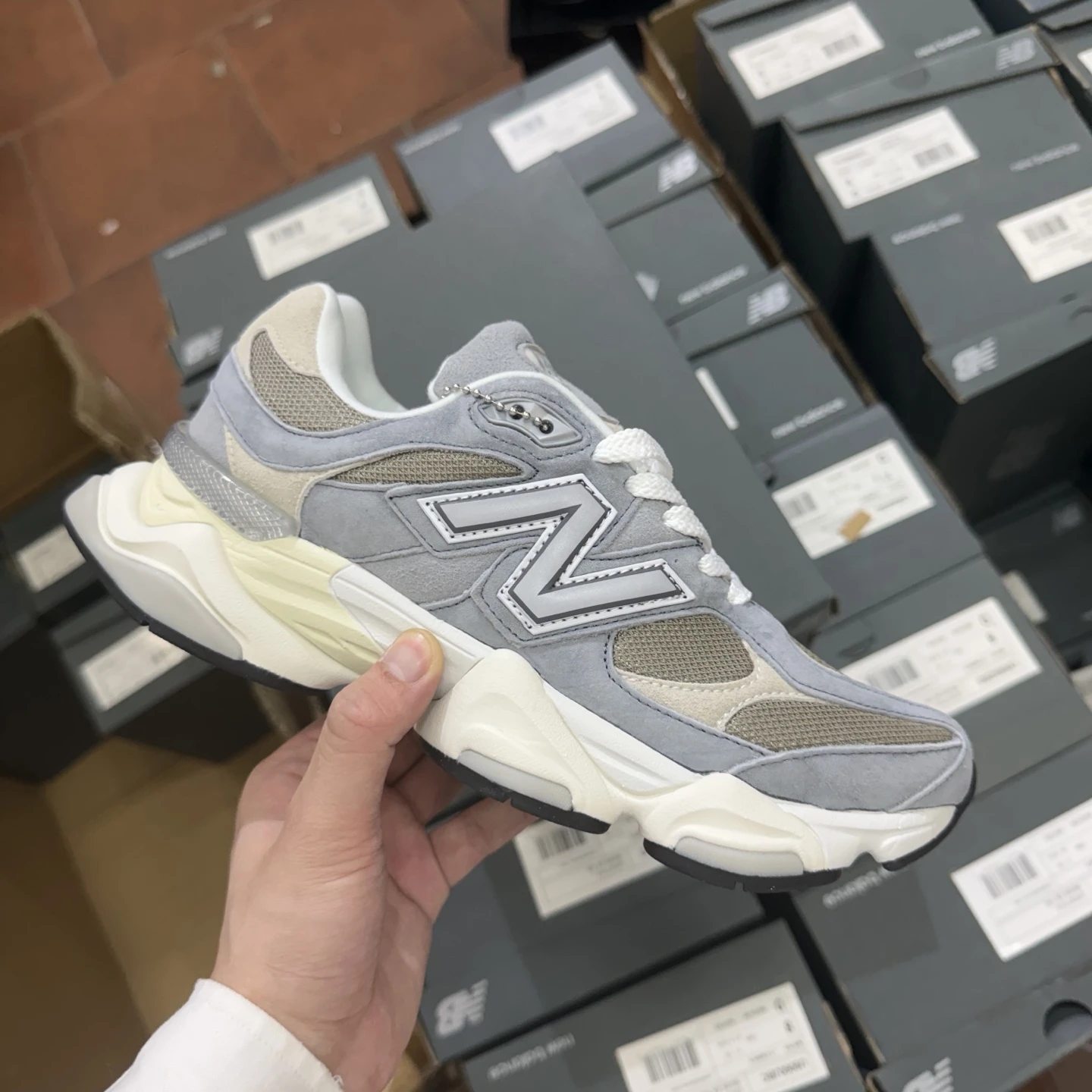 New Balance Chunky Runner Sneakers – Ice Blue, Stone Grey & Cream