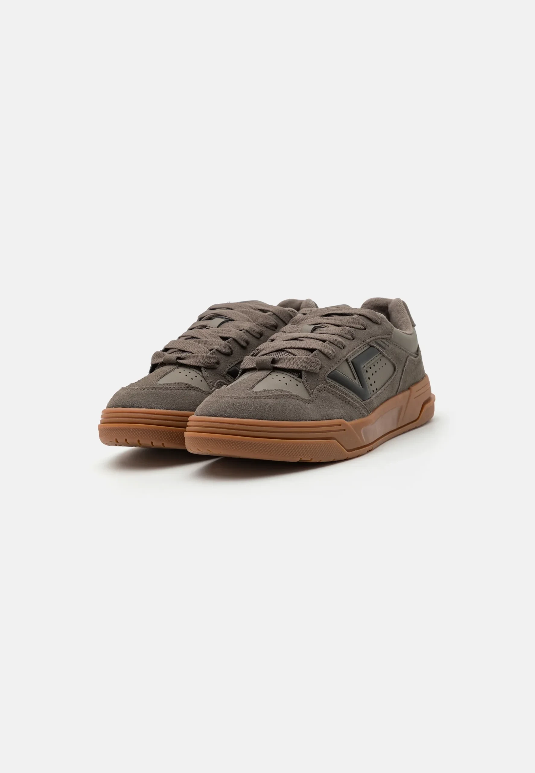 Vans Men’s Leather Sneakers