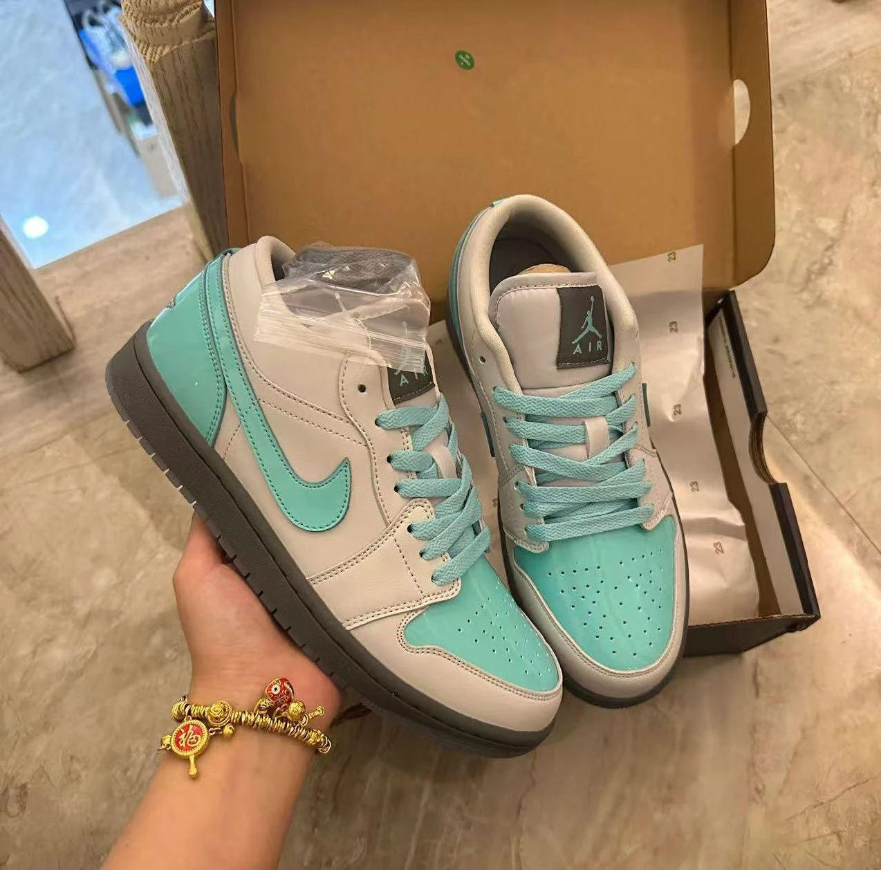 NK AJ1 Low Top Sneakers | Classic Basketball Shoes | Men's & Women's