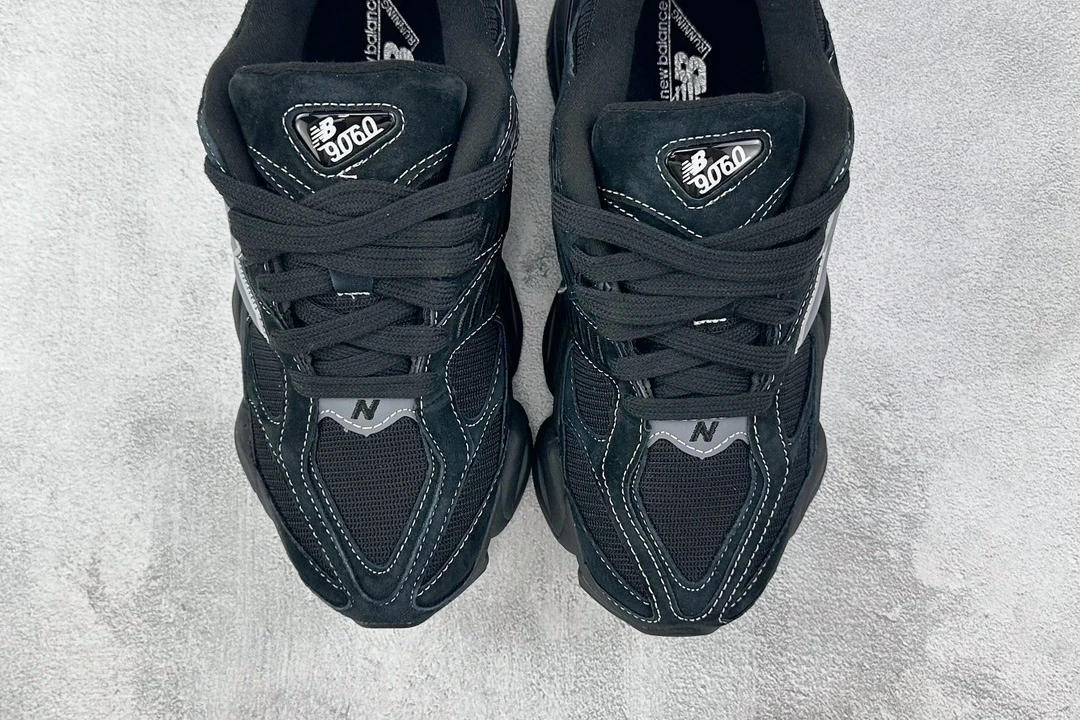 New Balance Triple Black Chunky Sneakers