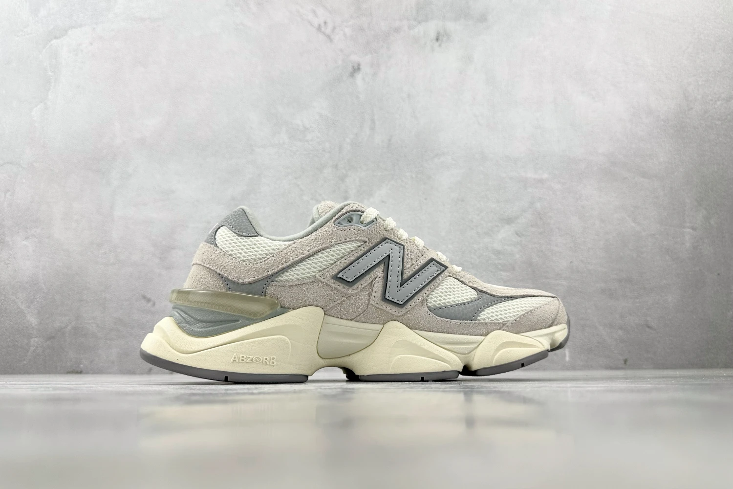 New Balance 9060 Grey Cream Chunky Sneakers – Premium Retro Futuristic Lifestyle Shoes With ABZORB Cushioning For Men & Women