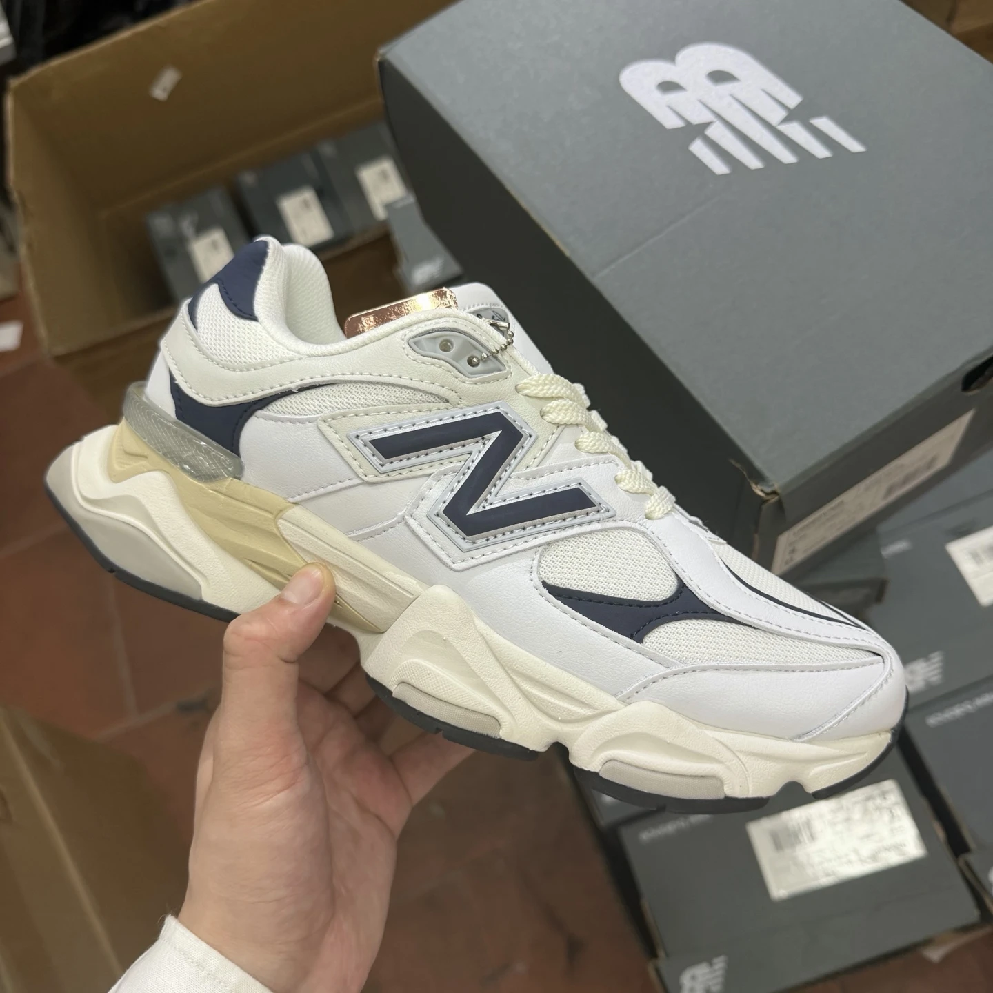 New Balance Chunky Runner Sneakers – White, Navy Blue & Cream