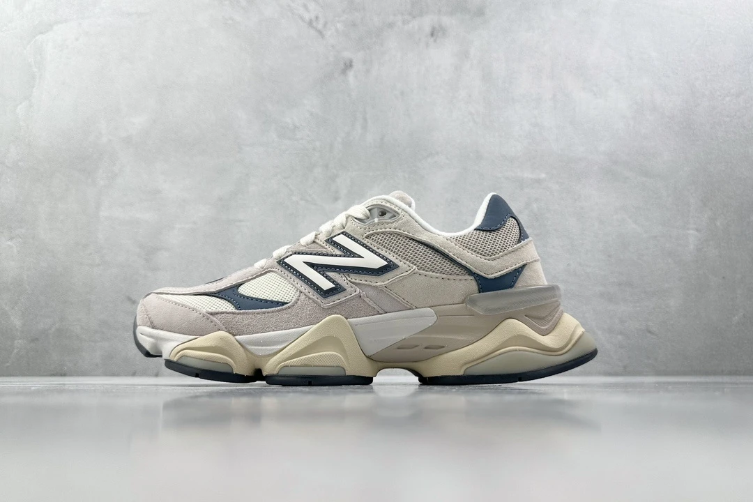 New Balance Cream Navy Chunky Sneakers