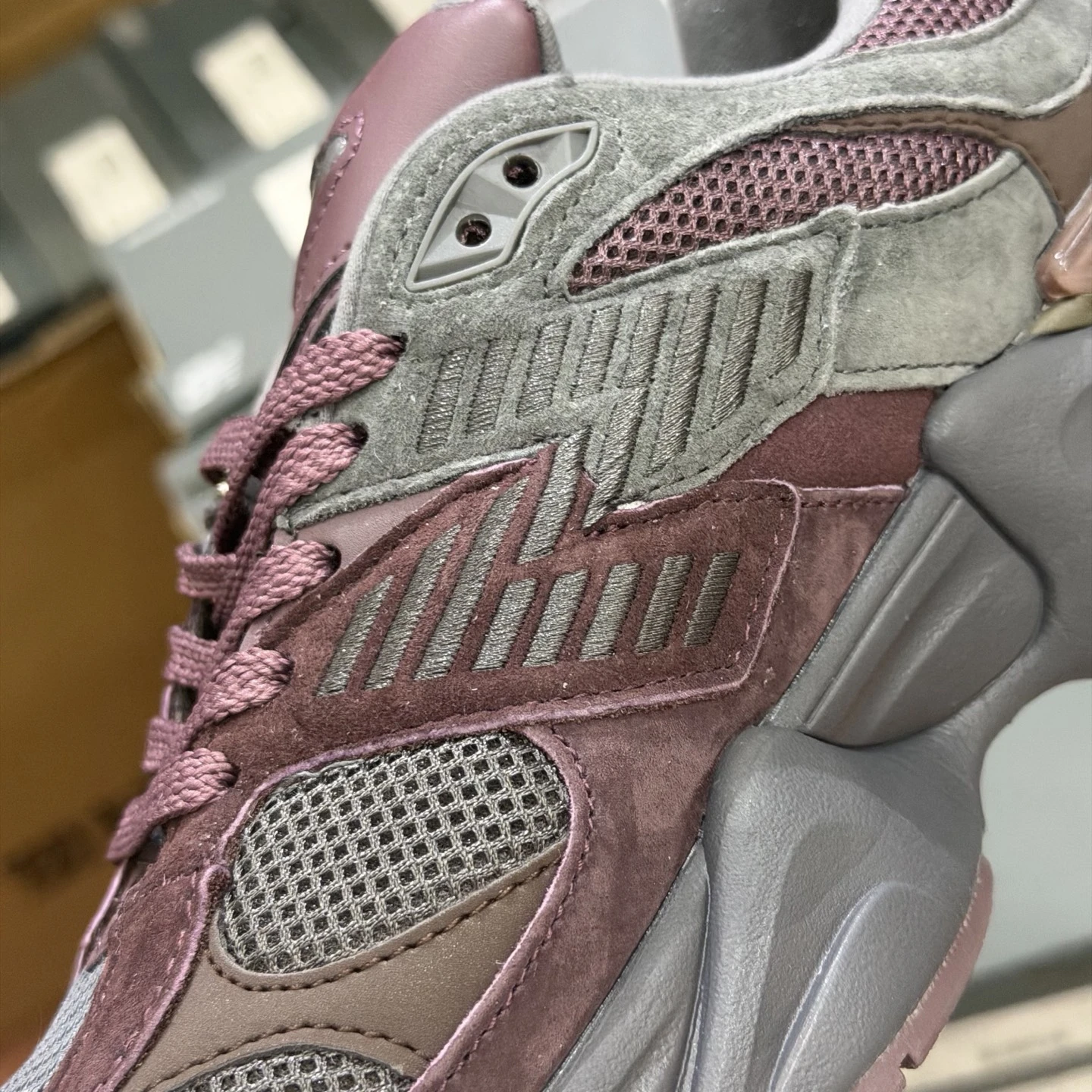New Balance Chunky Runner Sneakers – Dark Plum, Grey & Mauve