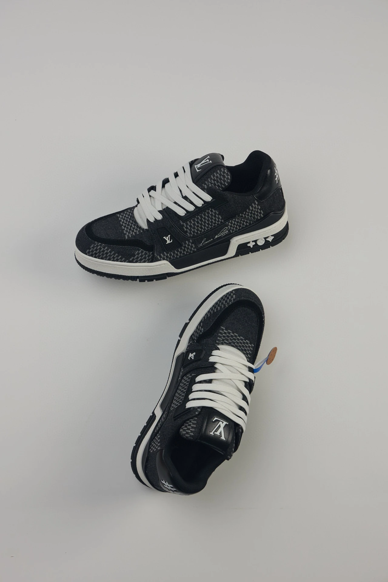 Louis Vuitton Black & White Designer Pattern Low-Top Sneakers