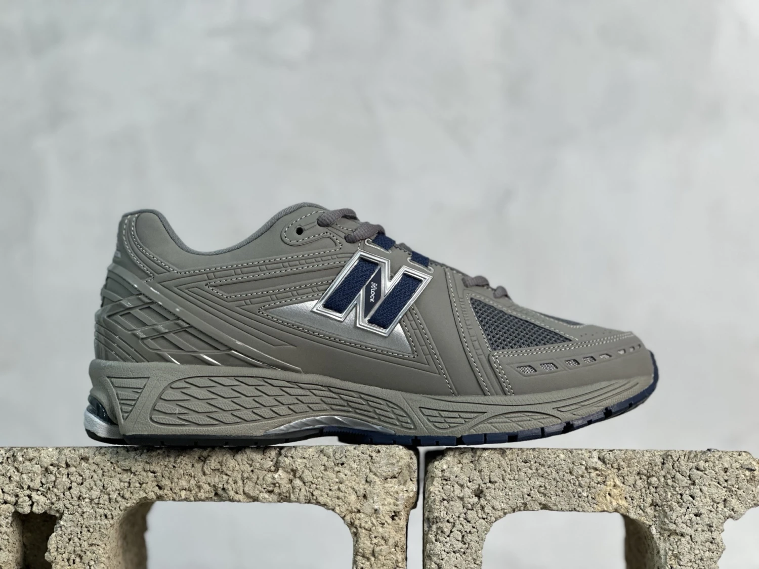New Balance 1906R Stone Grey Performance Sneakers – Retro Tech Running Shoes