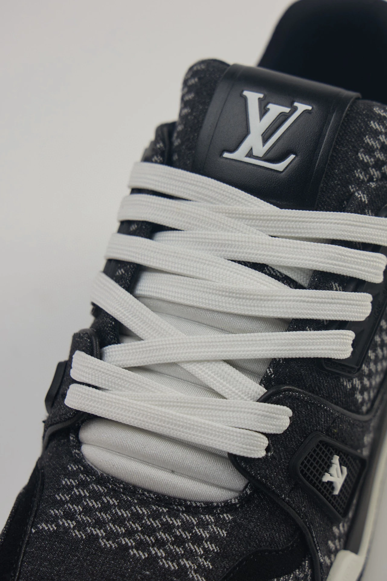 Louis Vuitton Black & White Designer Pattern Low-Top Sneakers