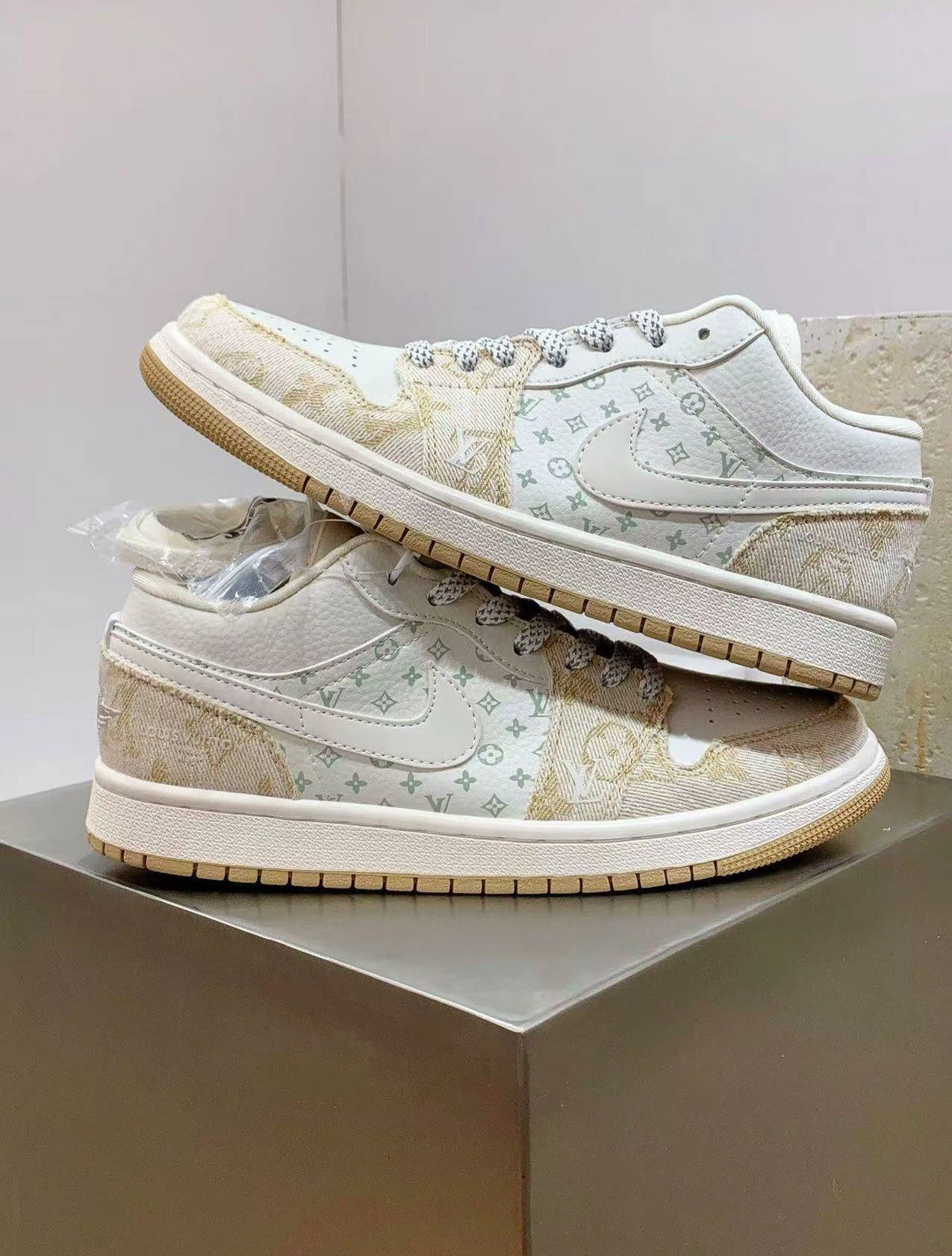 NK AJ1 Low Top Sneakers | Classic Basketball Shoes | Men's & Women's