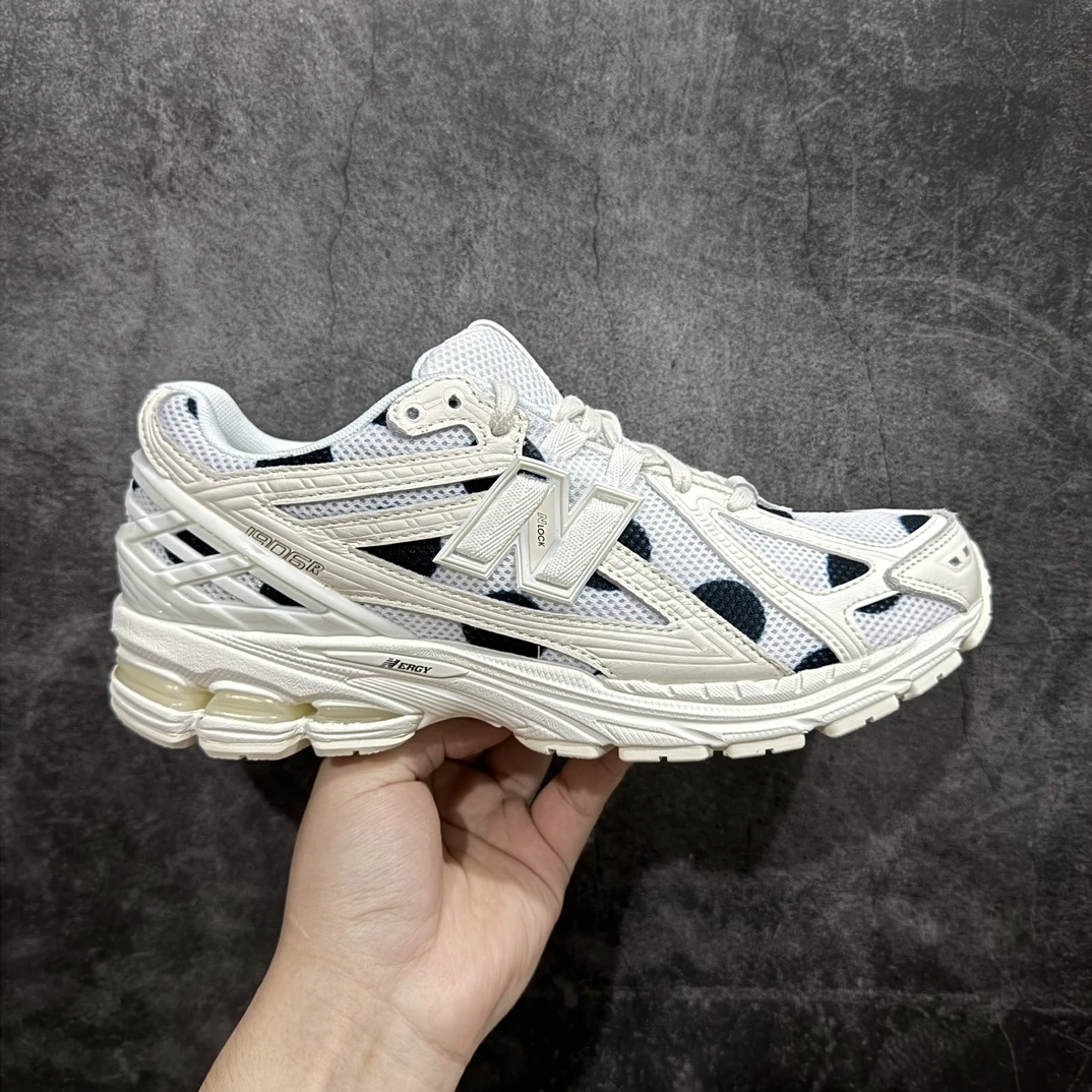 New Balance 1906R White Cow Print Retro Running Sneakers – Premium Y2K Lifestyle Shoes