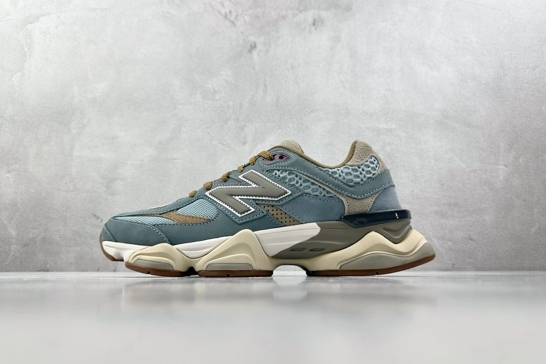 New Balance Sky Blue Chunky Sneakers