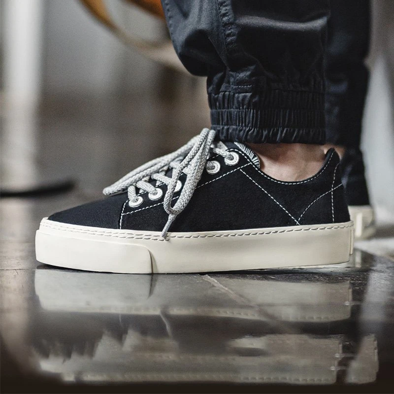 Men’s Black Casual Thick-Soled Canvas Sneakers