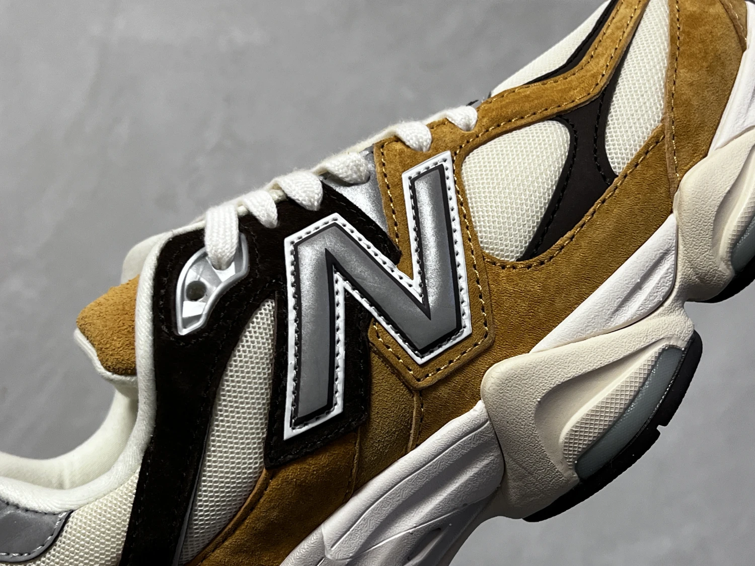New Balance Golden Brown ABZORB Chunky Sneakers – Retro Suede Lifestyle Running Shoes