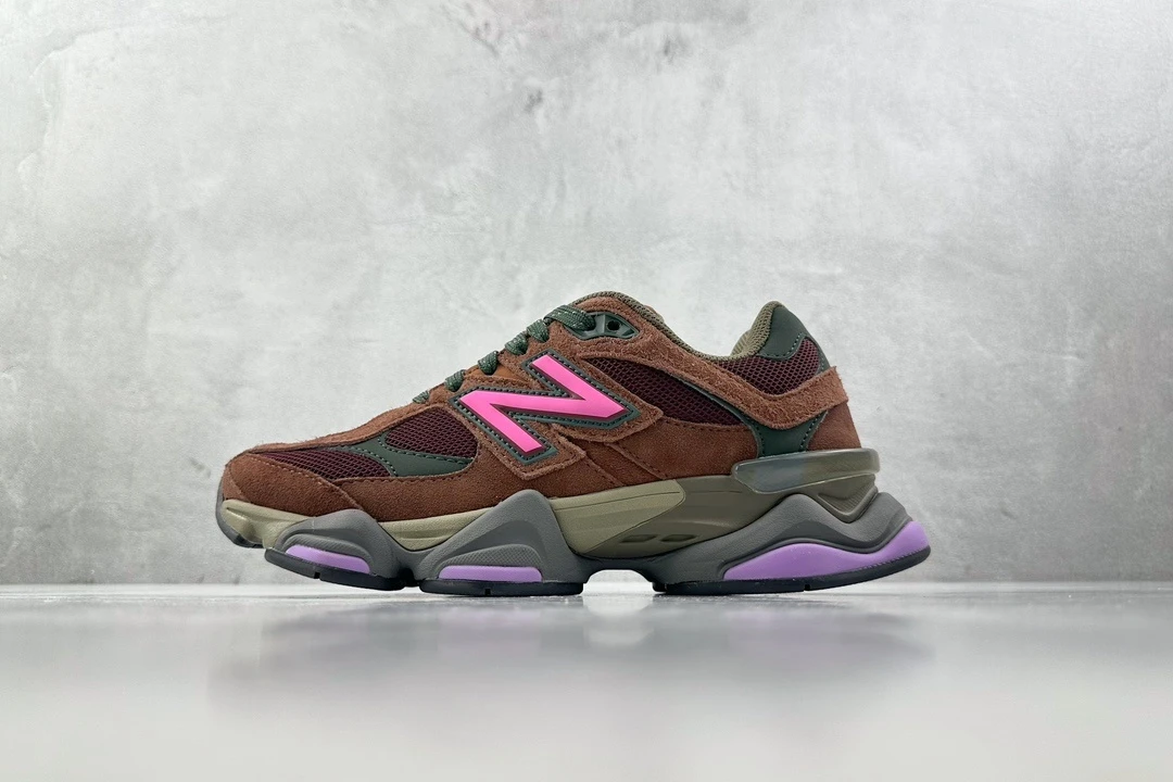 New Balance Cocoa Pink Chunky Sneakers