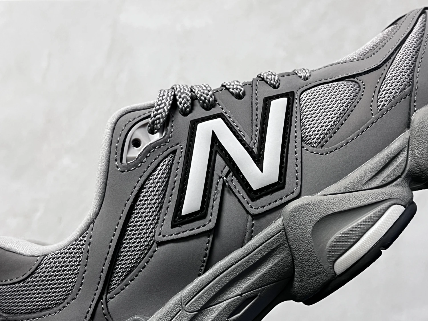 New Balance Steel Grey ABZORB Chunky Sneakers – Retro Mesh Streetwear Running Shoes