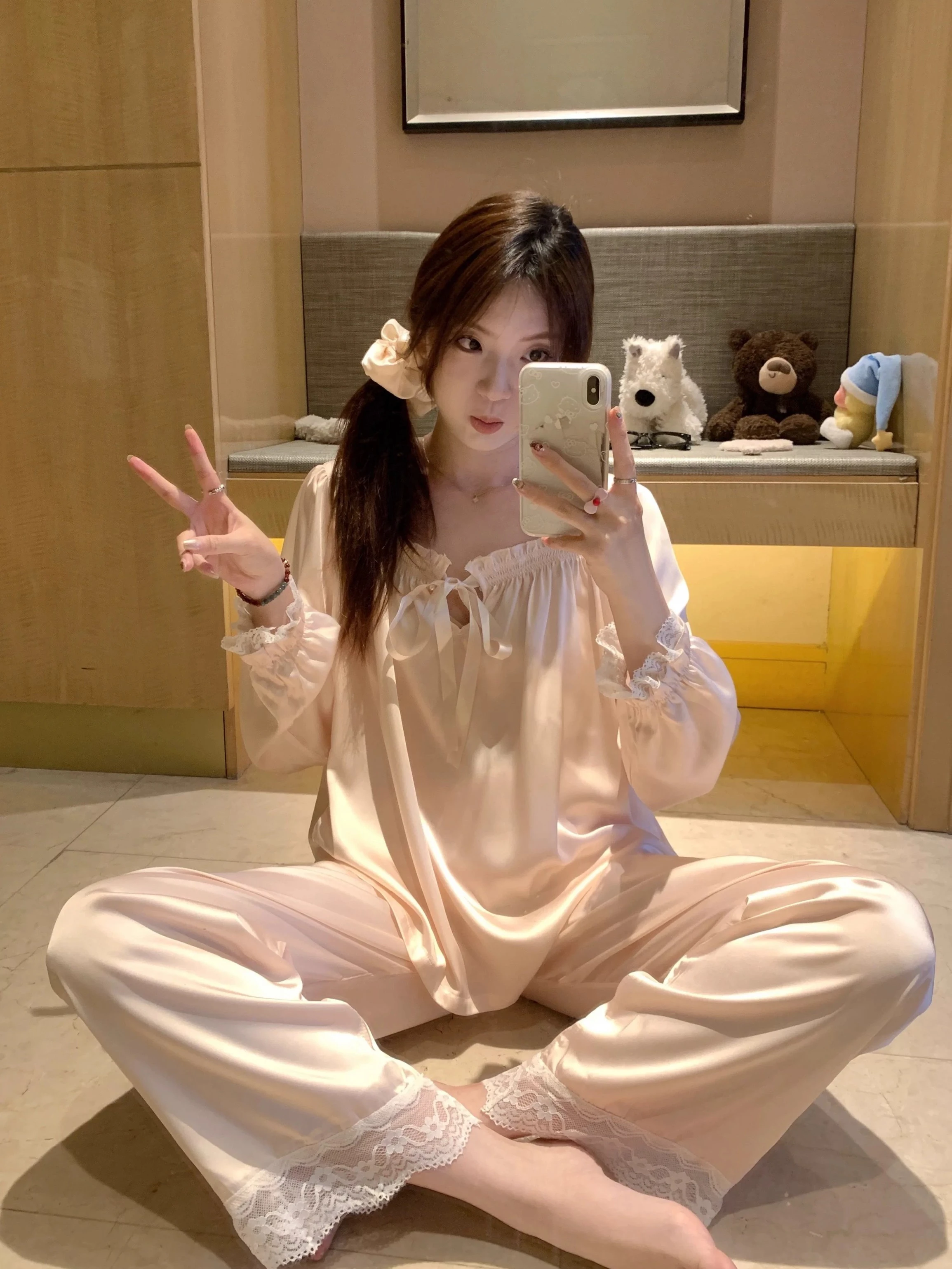 Cozy Women's Pajama Set - Soft & Stylish Sleepwear