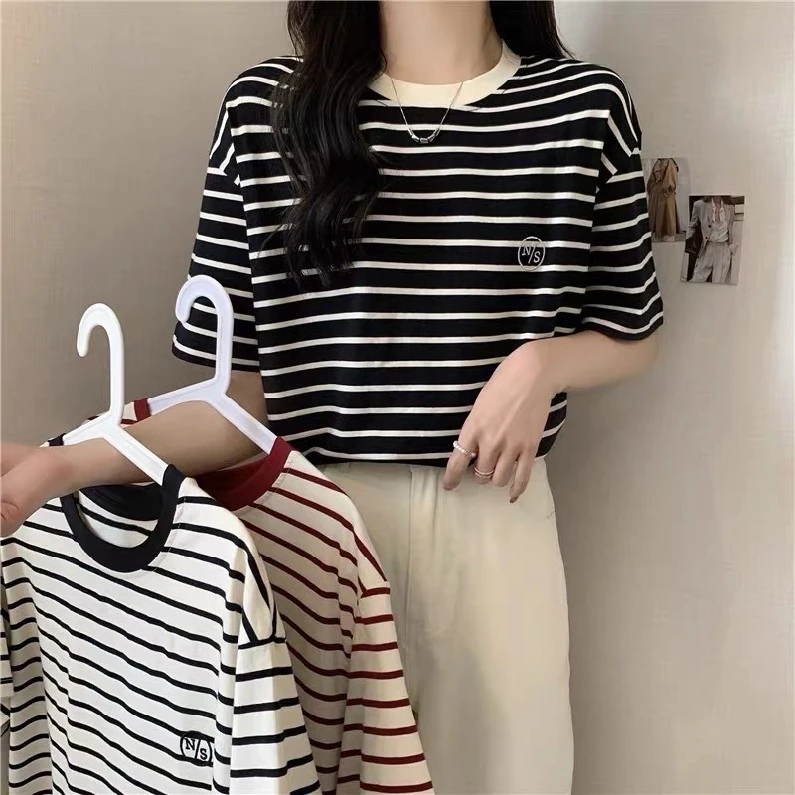 Women's Short Sleeve Streak Shirt - Breathable & Stylish