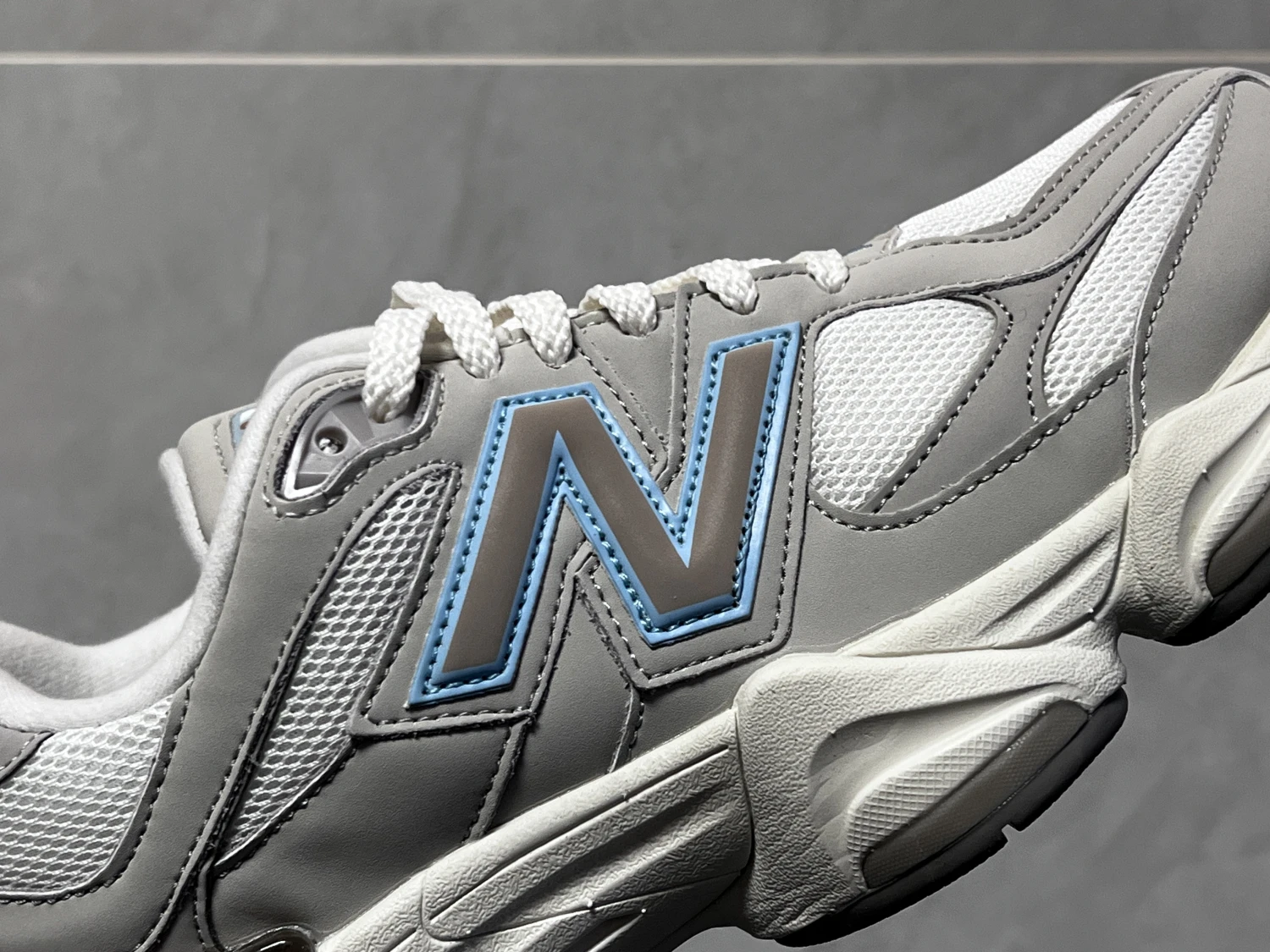 New Balance Grey Blue Chunky Lifestyle Sneakers – Premium Retro Streetwear Running Shoes