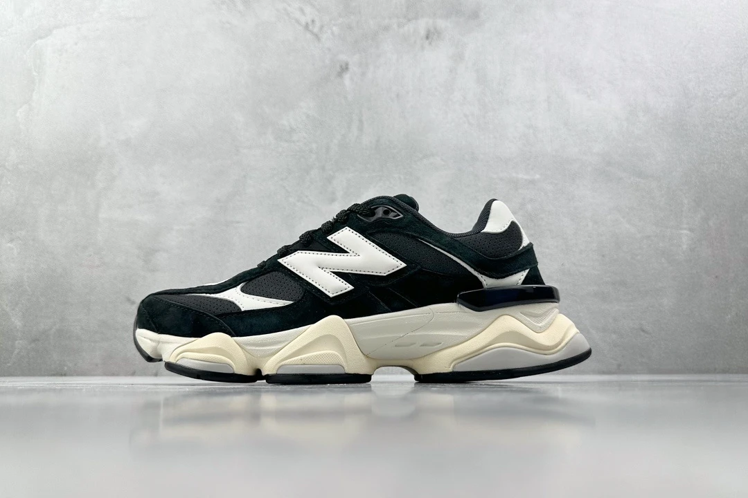 New Balance 9060 Triple Black White Chunky Sneakers – Premium Retro Running Inspired Lifestyle Shoes With ABZORB Cushioning For Men & Women