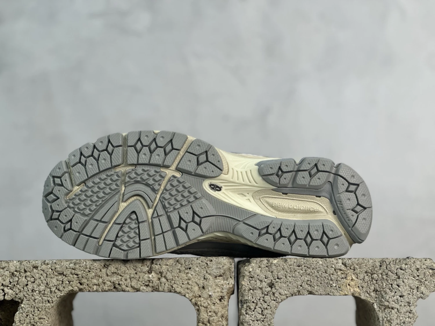 New Balance 1906R Ice Grey Running Sneakers