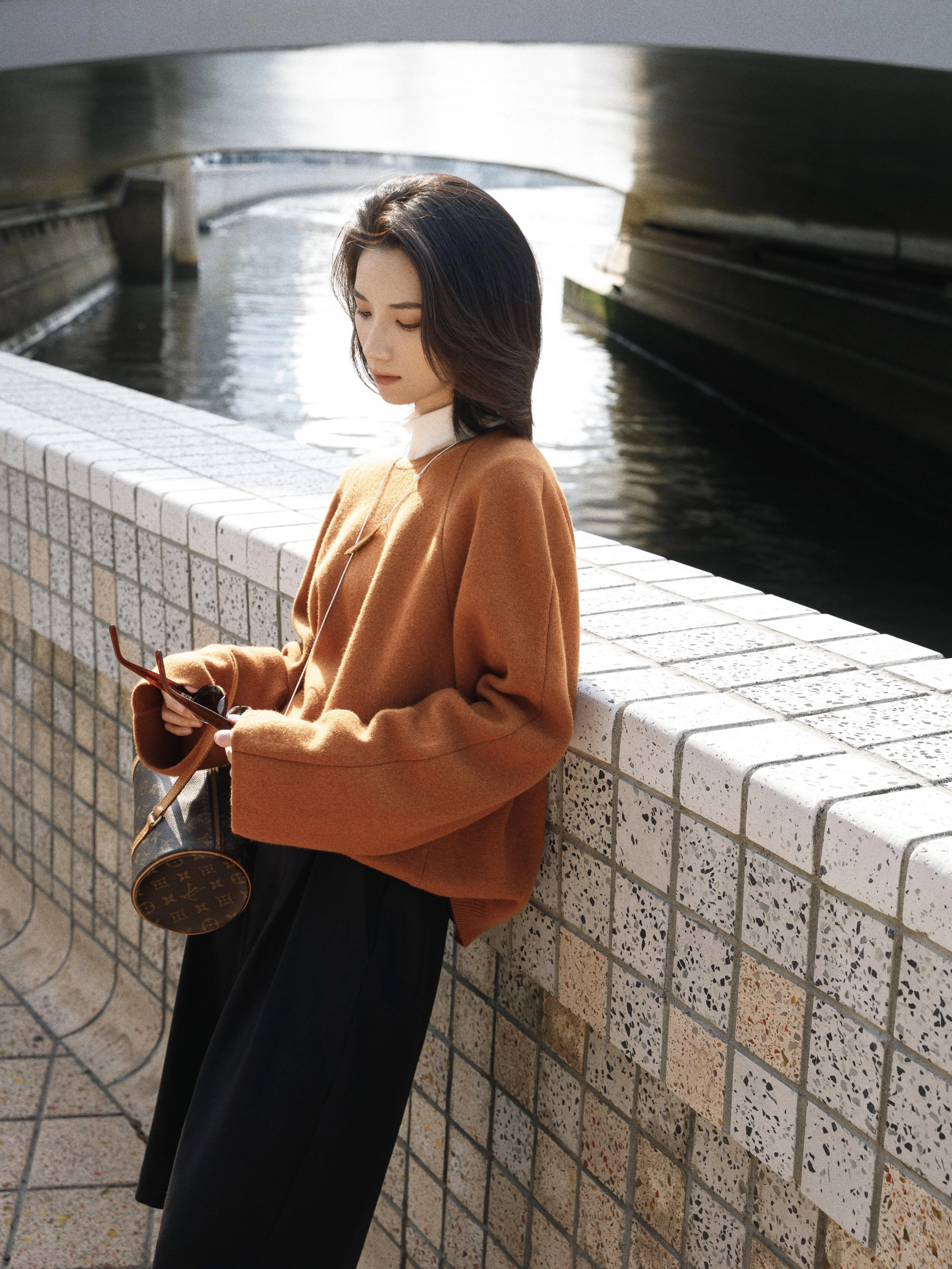 Cozy Knit Women's Sweater - Soft & Stylish Everyday Pullover