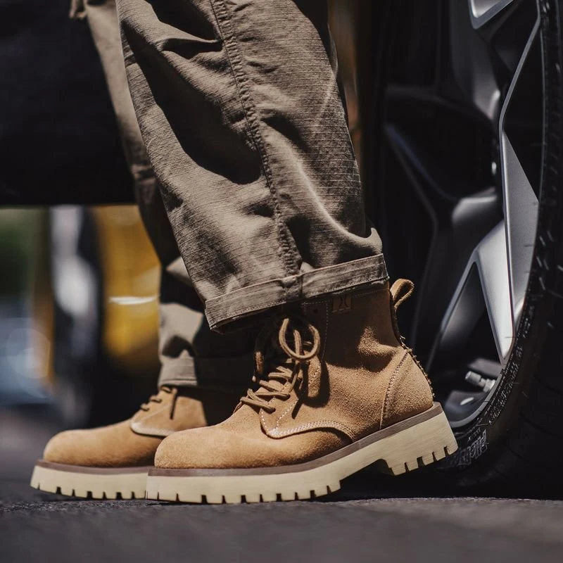 vintage-inspired men’s suede high-top boots