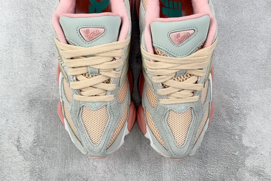New Balance Peach Cream Chunky Sneakers