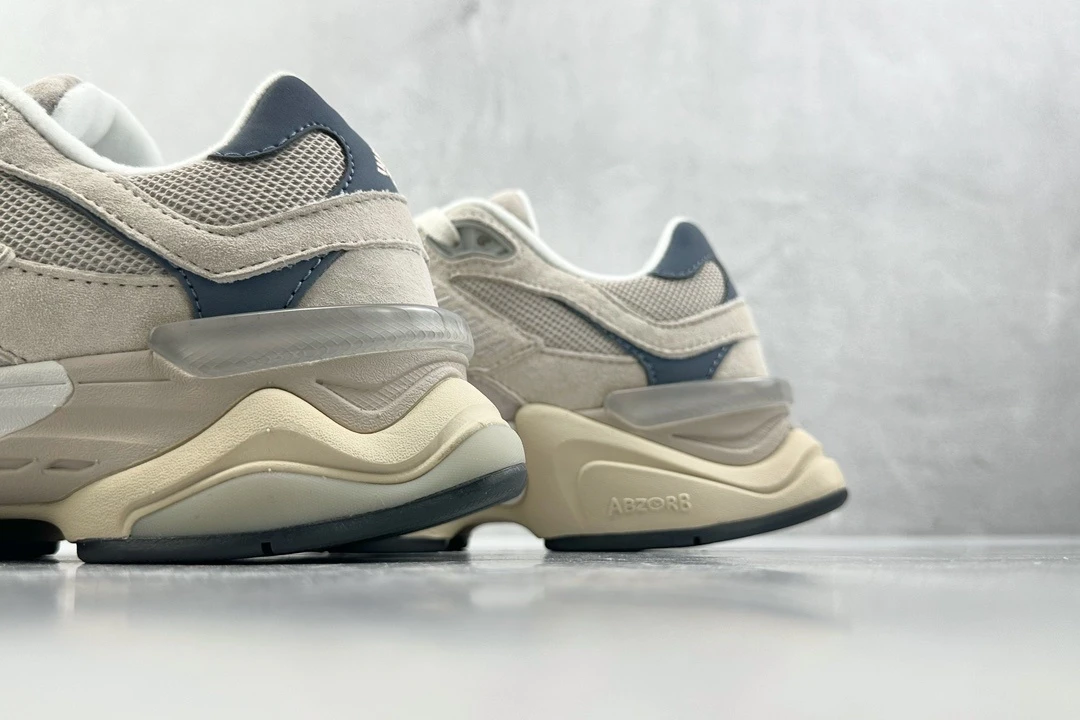 New Balance Cream Navy Chunky Sneakers