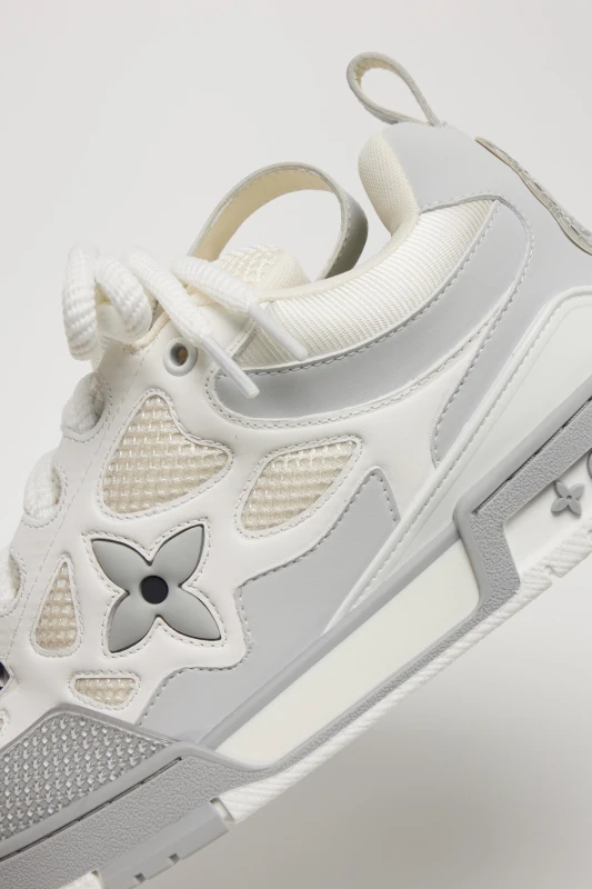 Louis Vuitton White Silver Runner Sneakers
