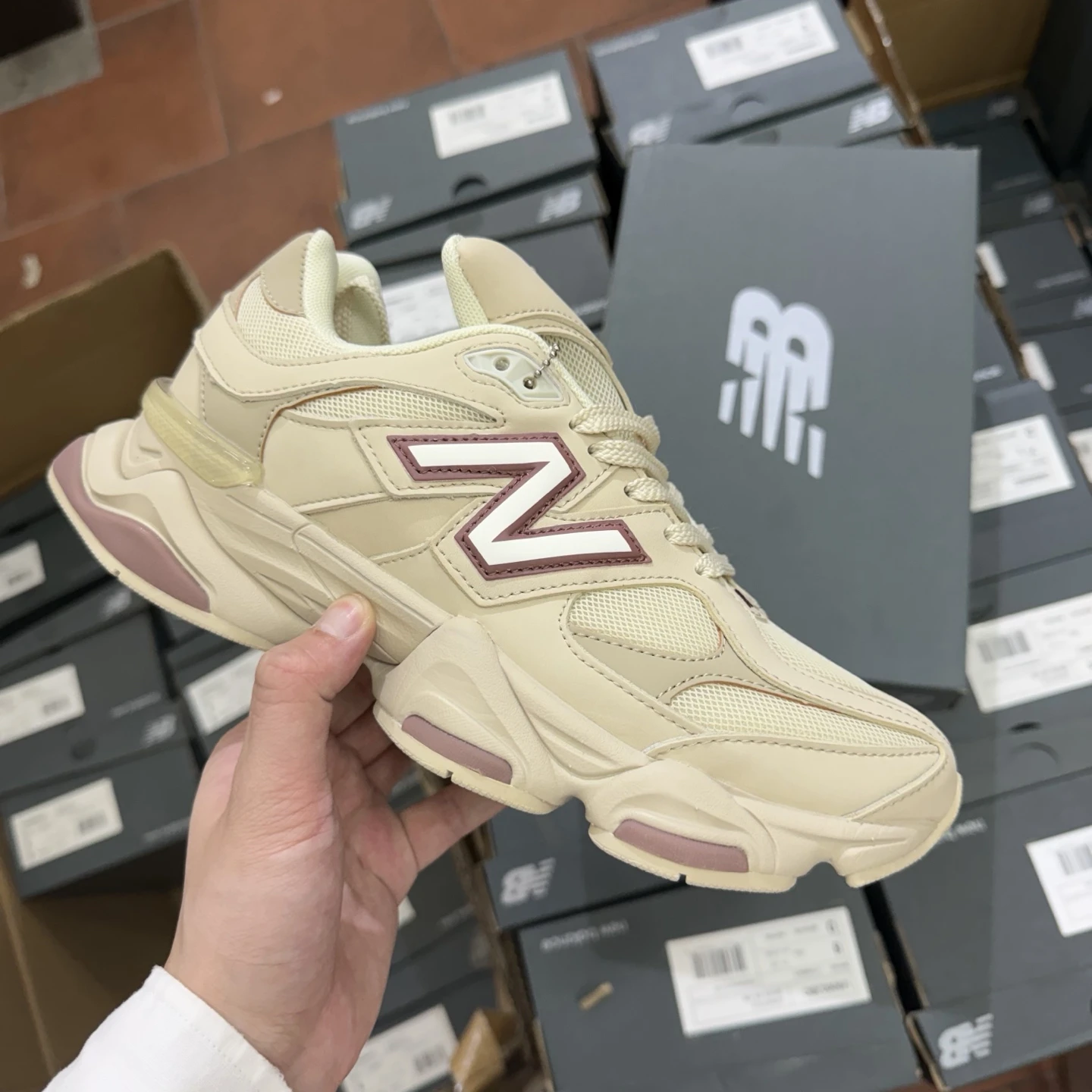 New Balance Cream, Mauve & Beige Chunky Runner Sneakers