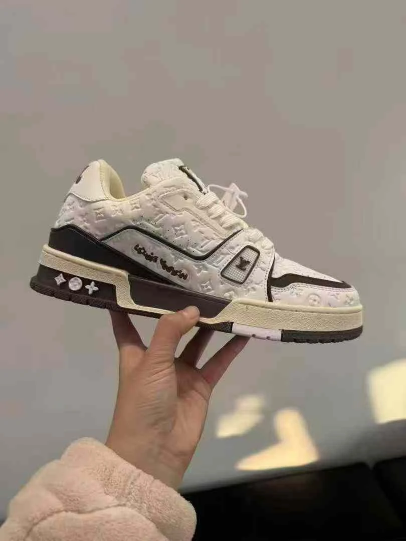 Nike LV Air Force 1 '07 - White/Black Leather Sneakers