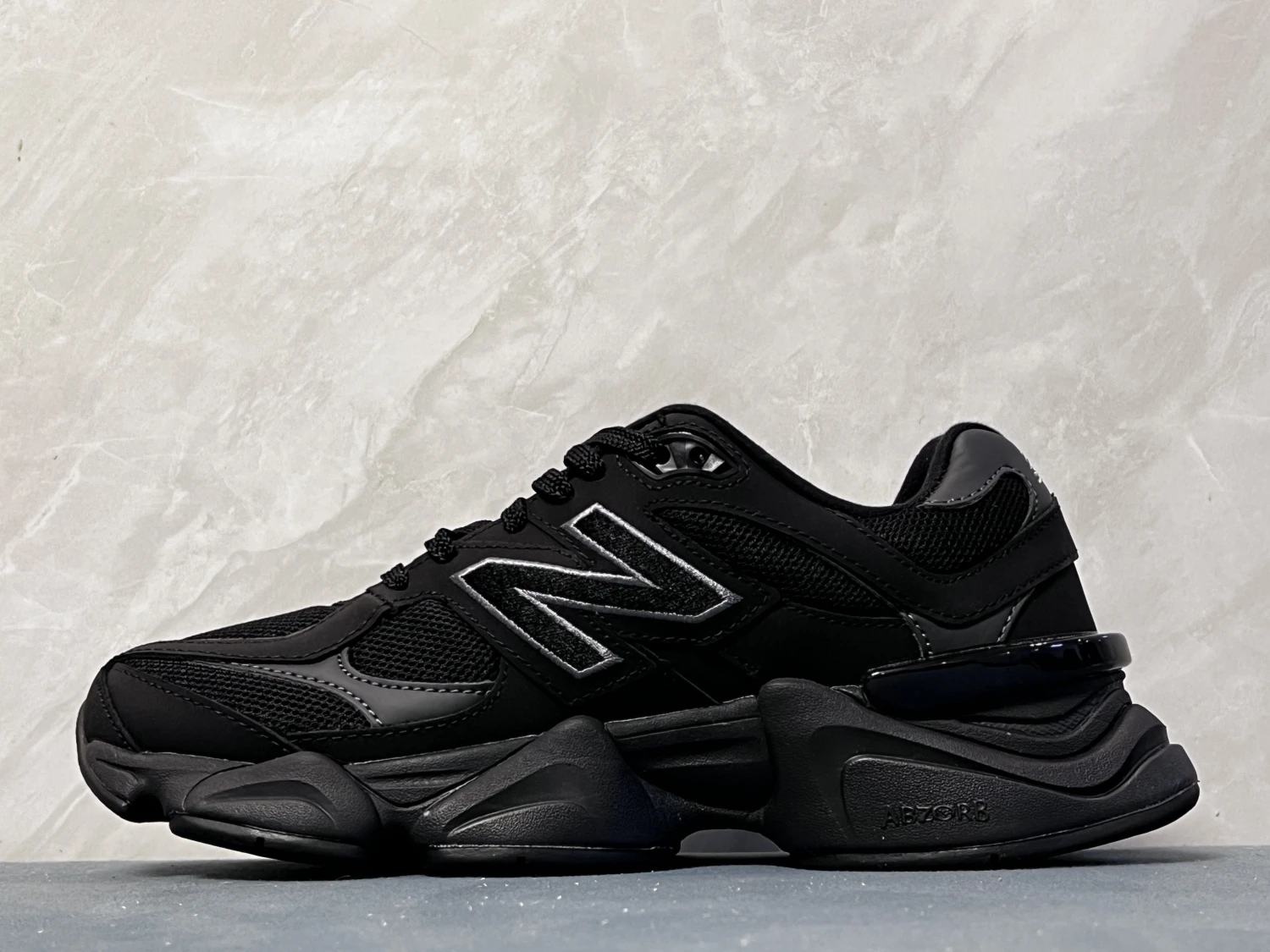 New Balance Triple Black ABZORB Chunky Sneakers – All Black Retro Streetwear Running Shoes