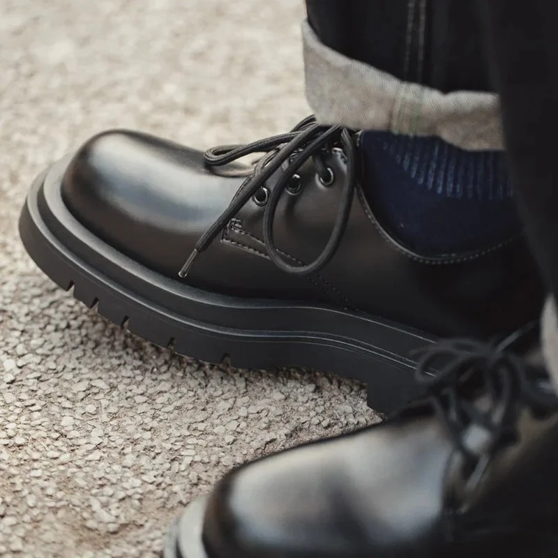 Men’s Low Top Leather Work Boots with Thick Soles – Casual British Style