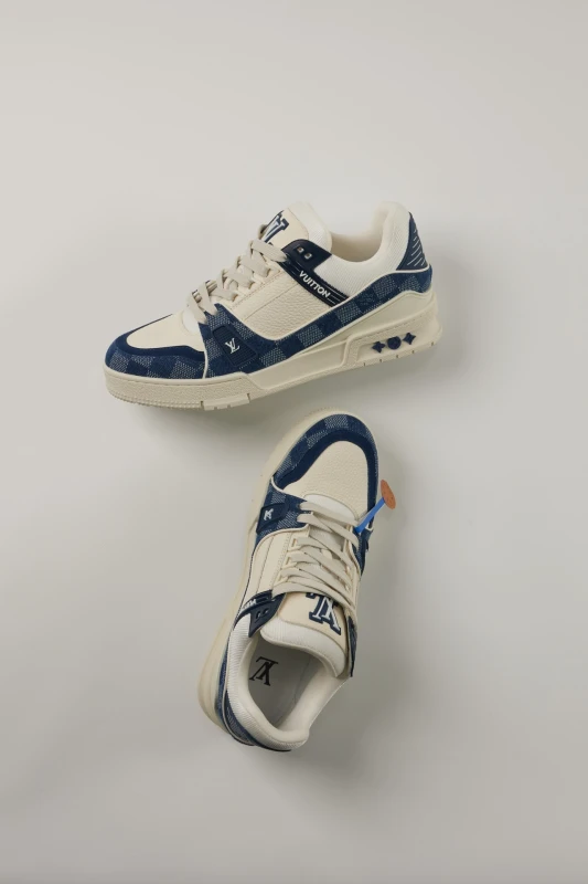 Louis Vuitton Cream White & Navy Blue Monogram Panel Low-Top Sneakers