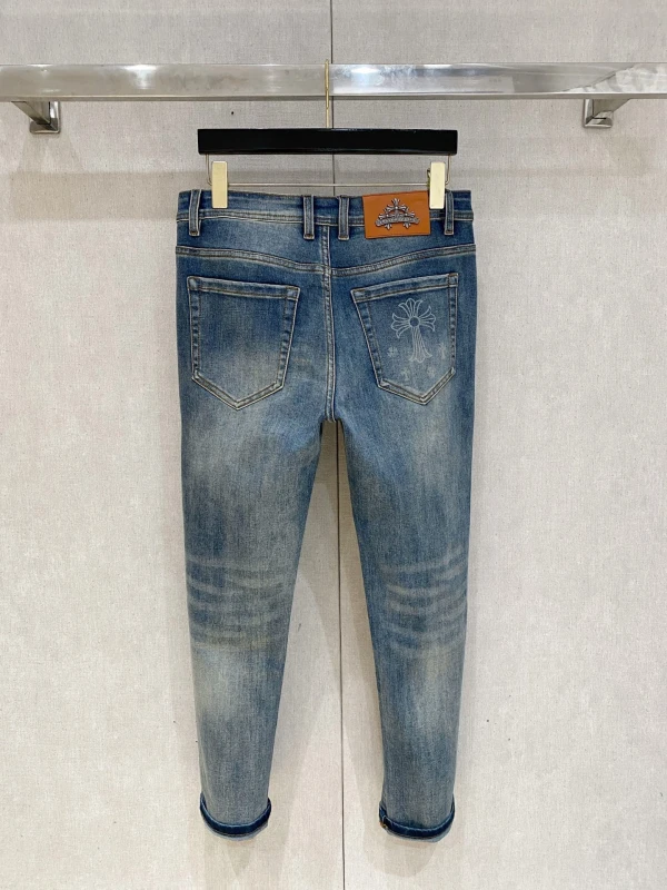 Brand Jeans: Premium Denim for Effortless Style & Comfort