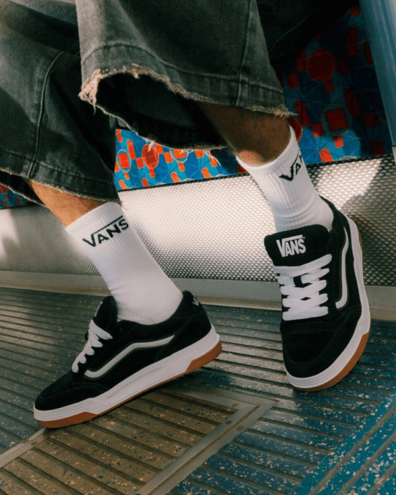 Vans Men’s Black Suede Fall/Winter Sneakers – Sporty Slip-On Style
