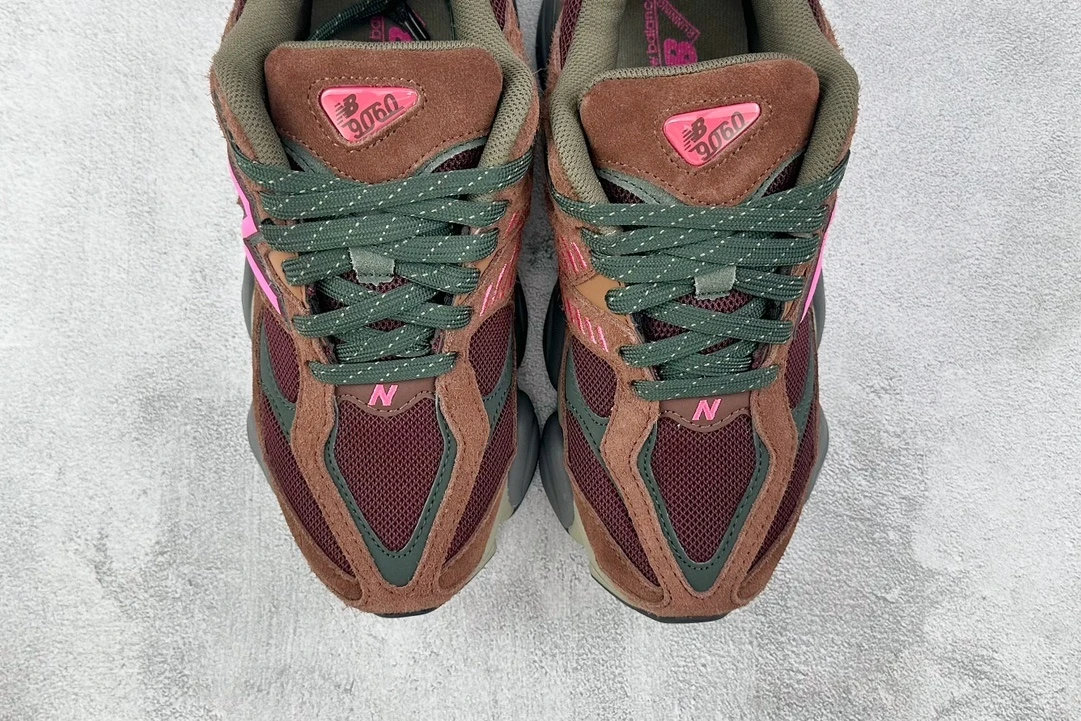 New Balance Cocoa Pink Chunky Sneakers