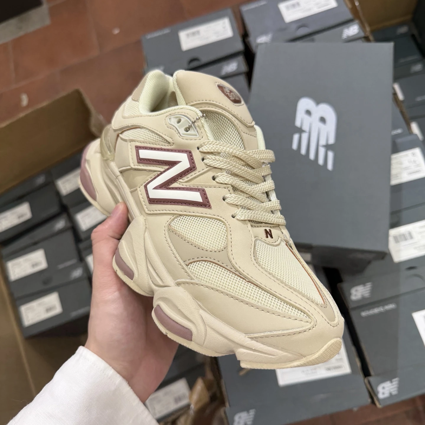 New Balance Cream, Mauve & Beige Chunky Runner Sneakers