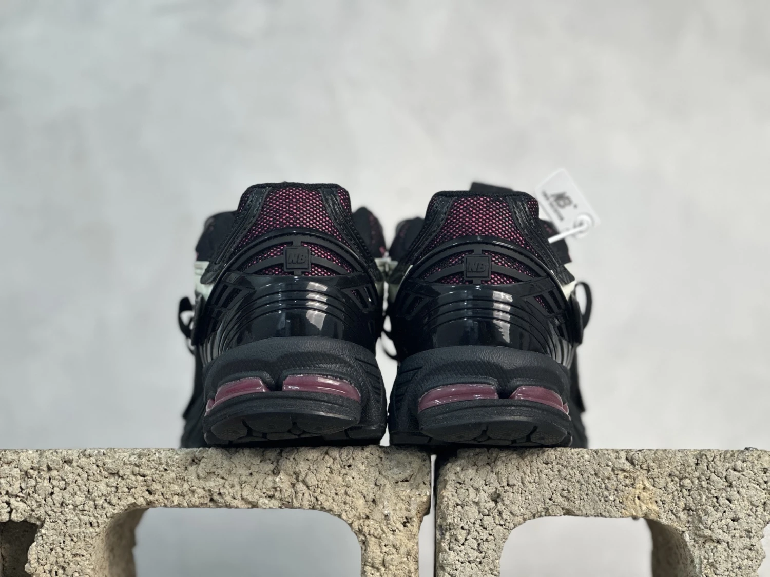 New Balance 1906R Midnight Pink Performance Sneakers