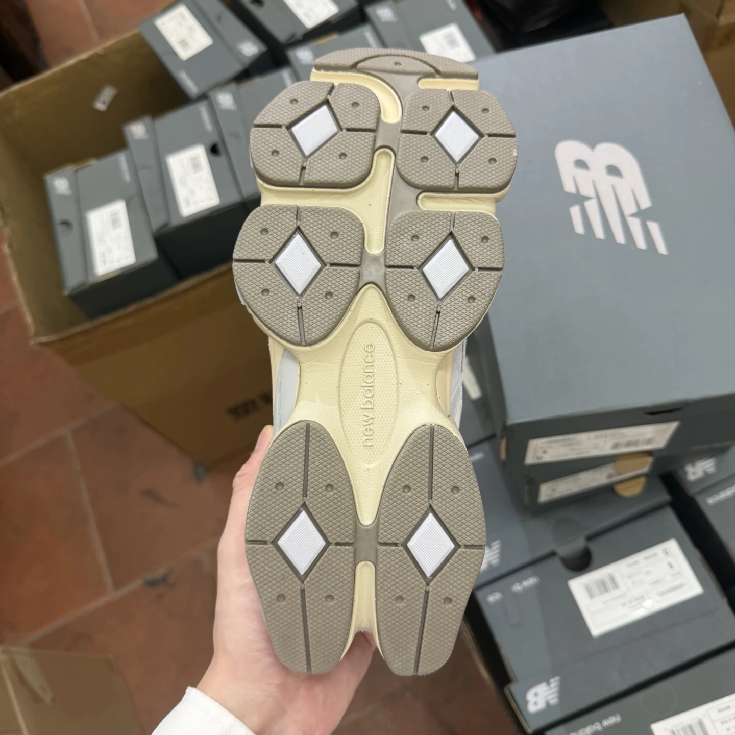 New Balance Chunky Runner Sneakers – Ice Grey, Cream & Sky Blue