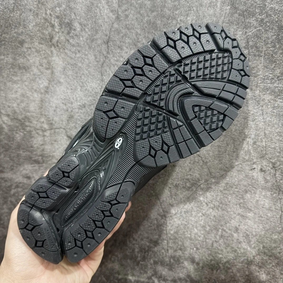 New Balance 1906R Triple Black Reflective Running Sneakers – Premium Retro Tech Lifestyle Shoes With N-ergy Cushioning For Men & Women