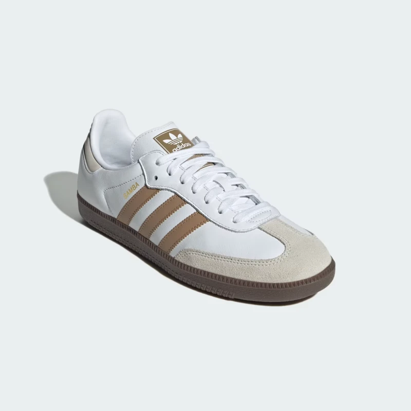 Adidas Men’s Beige Fall/Winter Sneakers