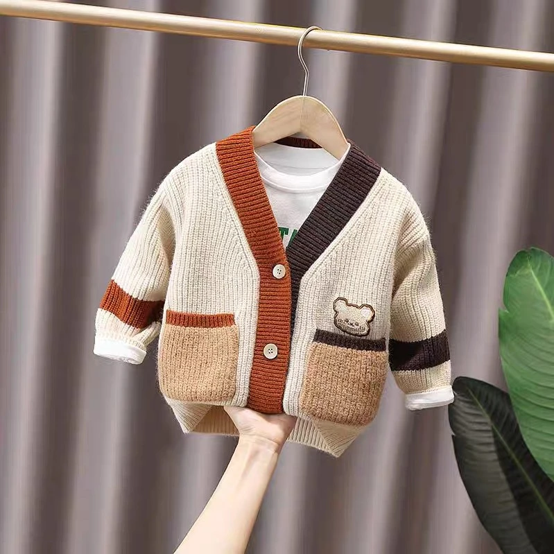 Cozy Knit Children's Sweater - Soft & Warm for Playtime