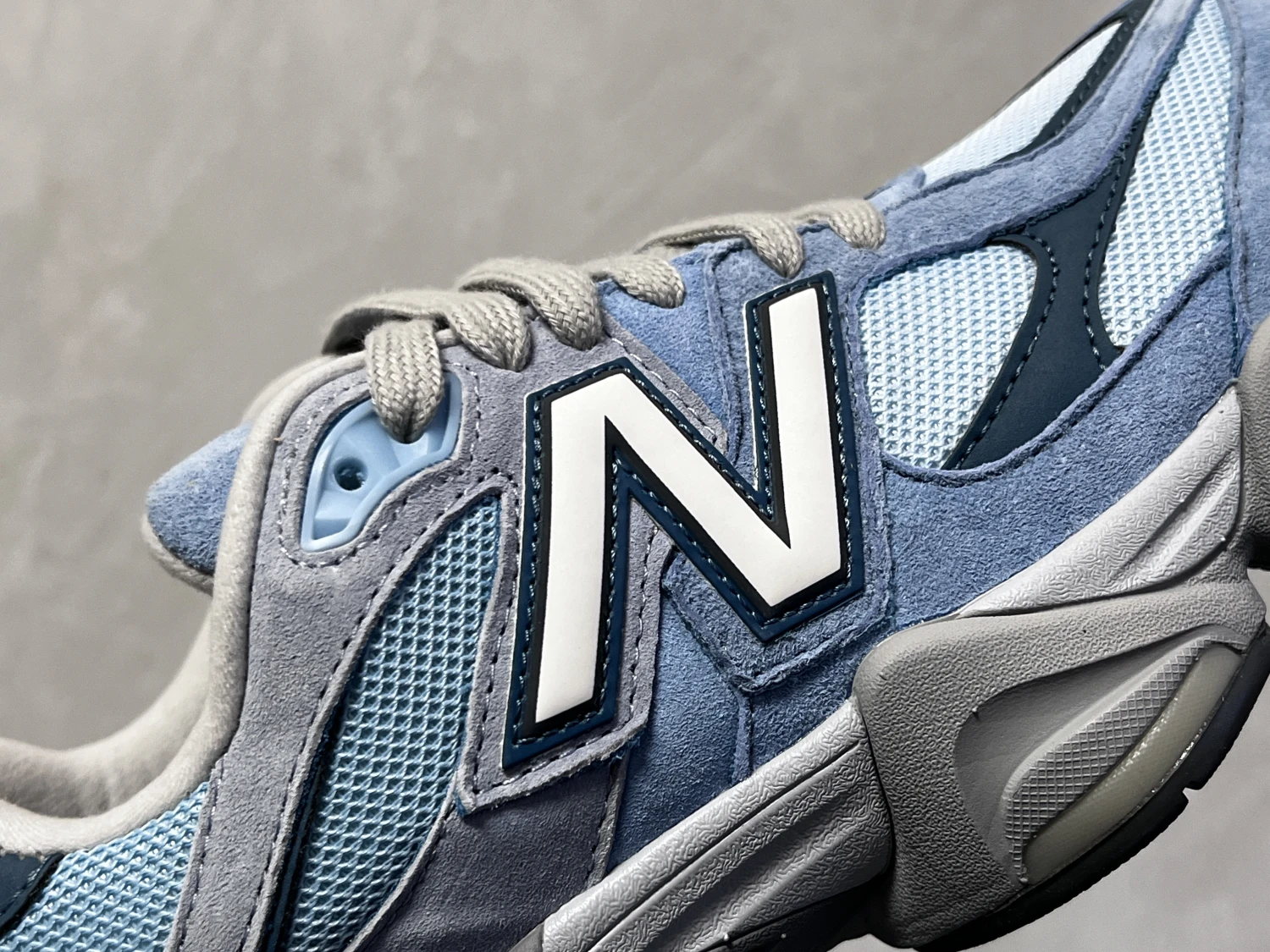 New Balance Sky Blue ABZORB Chunky Sneakers – Retro Suede Lifestyle Running Shoes