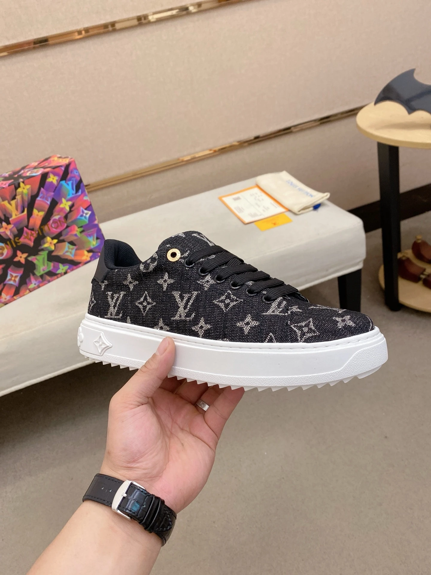 LV-Style Low-Top Casual Sneakers for Men & Women | Designer Inspired Comfort