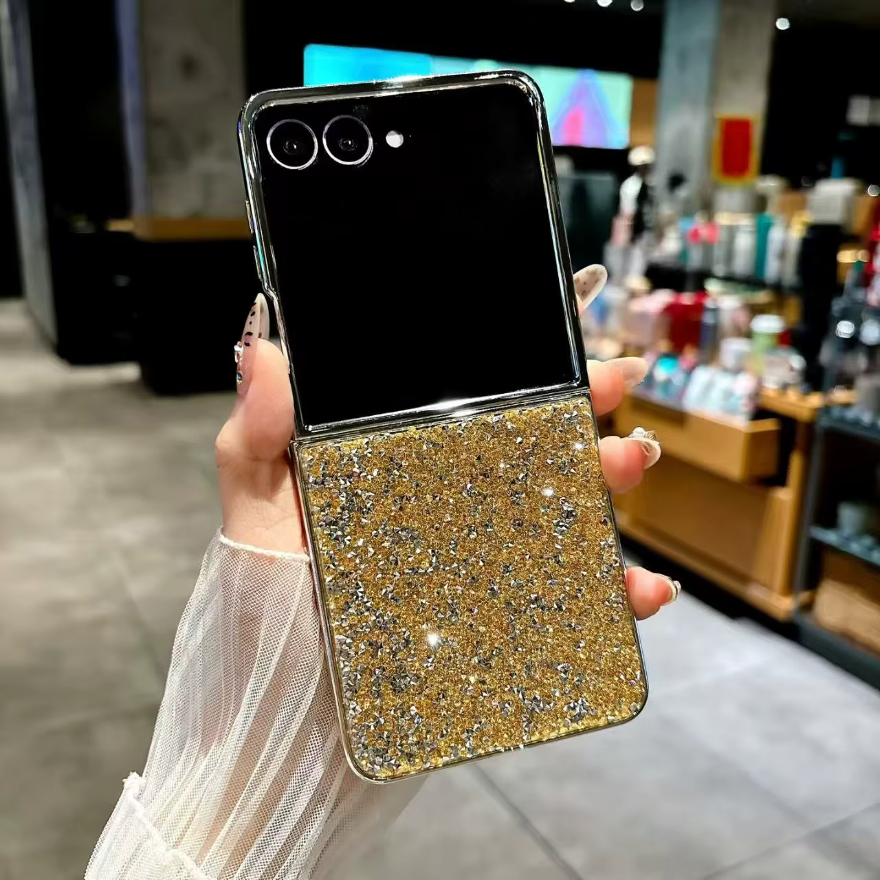 Samsung Z Flip 7 Crushed Big Diamond Case - Gold