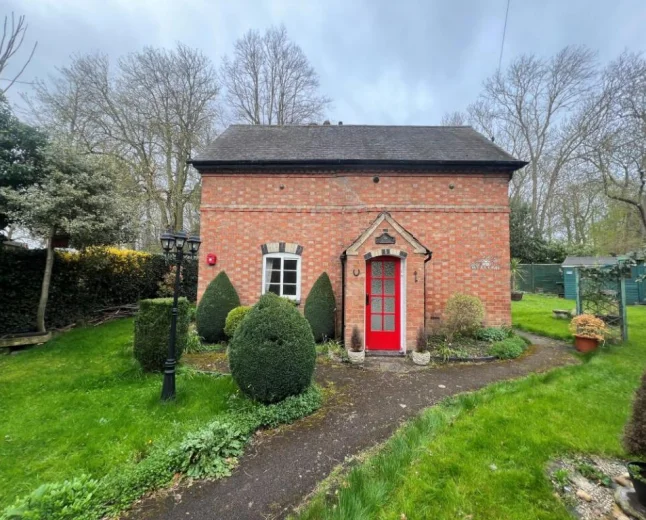 Wigston Detached Auction Property with Development Potential-$72,906