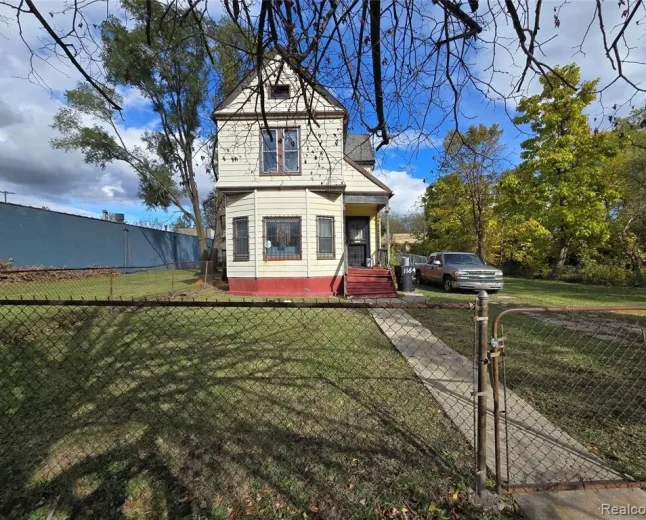 Detroit Islandview Fixer-Upper With Extra Lot Potential - $25,000