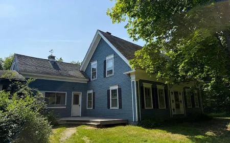 $150,000 Deer Isle Farmhouse: 3.8 Acres, Historic Charm, Renovation Opportunity