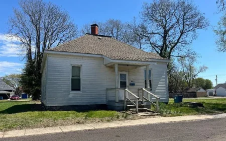 $29,900 East Alton AS-IS Home: Investment Potential on a Huge Lot
