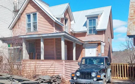 $20,000 Randolph VT Handyman Special: Your Next Renovation Project